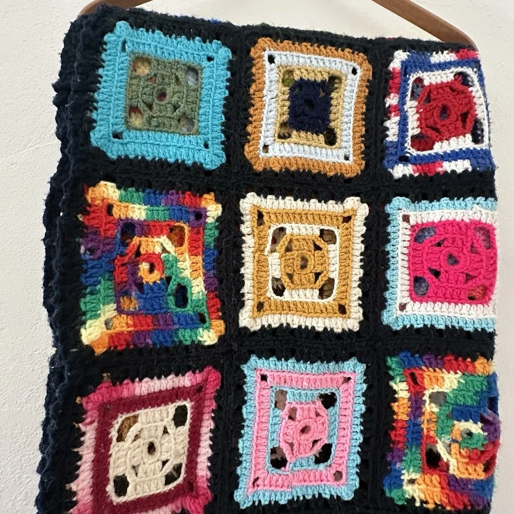 VTG Crochet Granny Square Roseanne Black Multicolor Afghan Throw Blanket 70